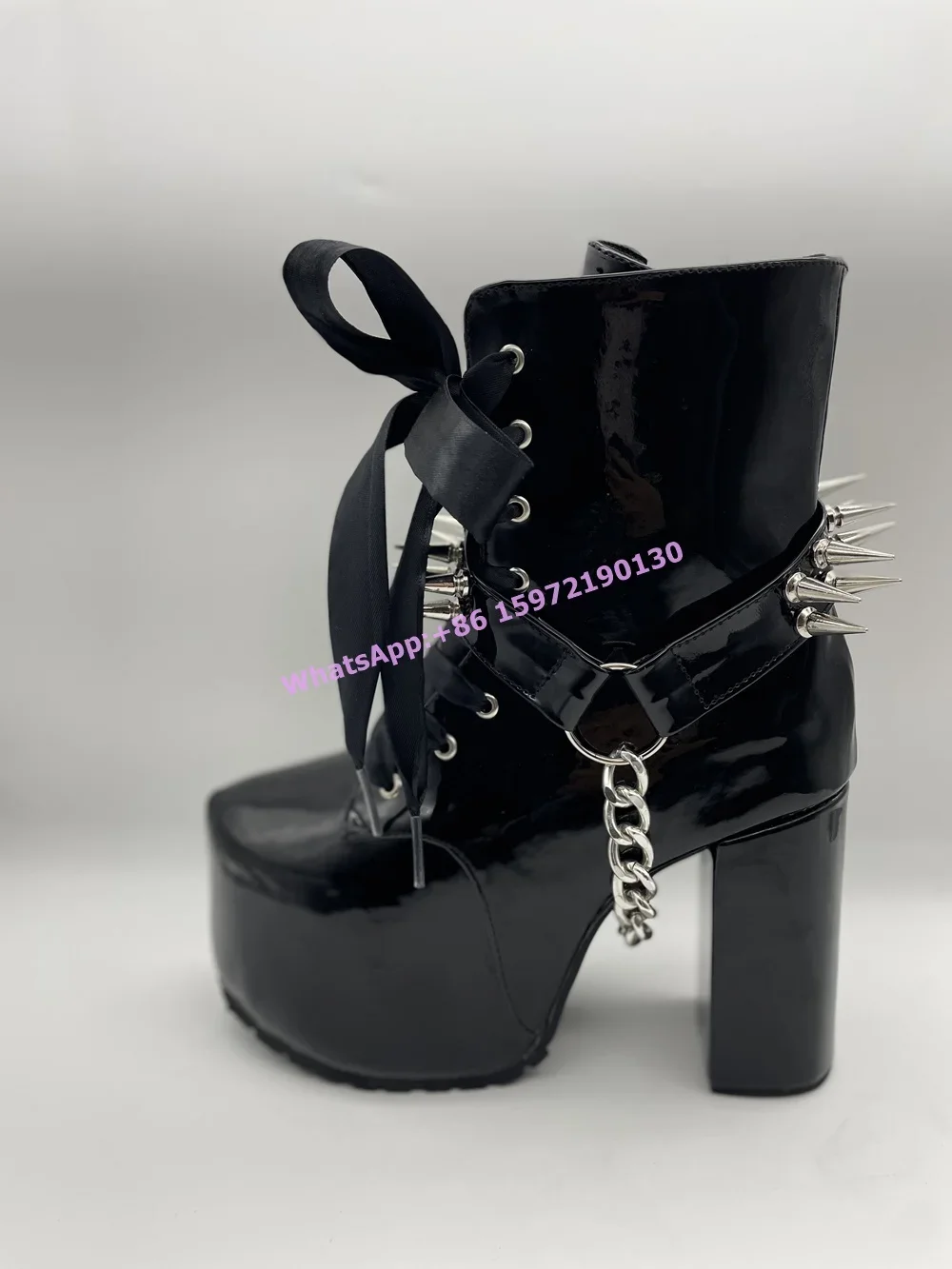 Ribbon Tied Rivet Black Boots  - Ribbon Tie Heel recension och pris