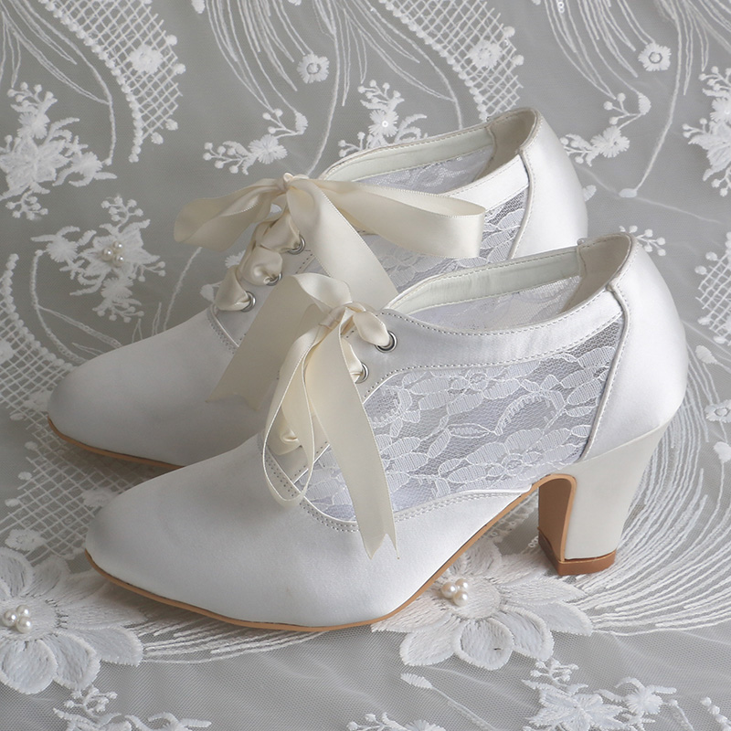 Customized Block Heels Bridal  - Ribbon Tie Heel recension och pris