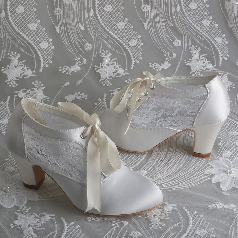 Customized Block Heels Bridal  - Ribbon Tie Heel recension och pris
